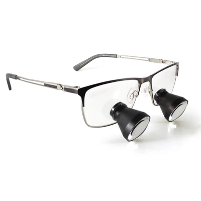 perioptix_titanium_ttl_individualnye_binokulyarnye_lupy_na_titanovoy_oprave_uvelichenie_2_3x_2_7x_3_1x_4_0x_521-400x400